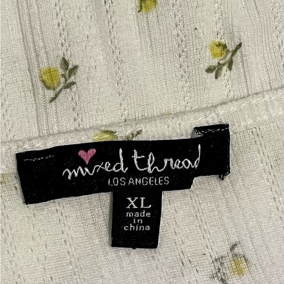 Mix Threads Top - Picture 5 of 5